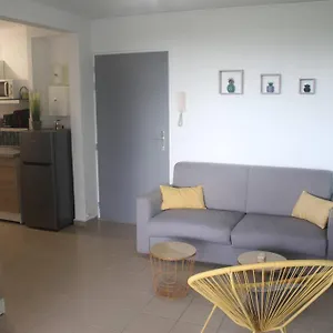 Ti Kaz' Paradis - Accès Privé à La Du Bourg Appartement